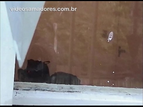 ❤️ Home cachondo mirando á súa moza con outro mozo, gravando un vídeo de carallo sen molestar á parella Porno ruso na pornografía gl.hentai-id-tv.ru