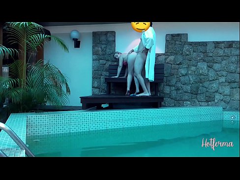 ❤️ O xefe invita a criada á piscina, pero non puido resistirse a un quente Porno ruso na pornografía gl.hentai-id-tv.ru